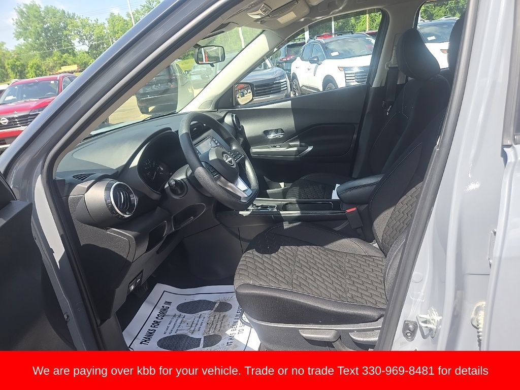 Used 2023 Nissan Kicks SV FWD image 9