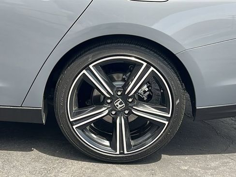 Used 2024 Honda Accord Sport image 7