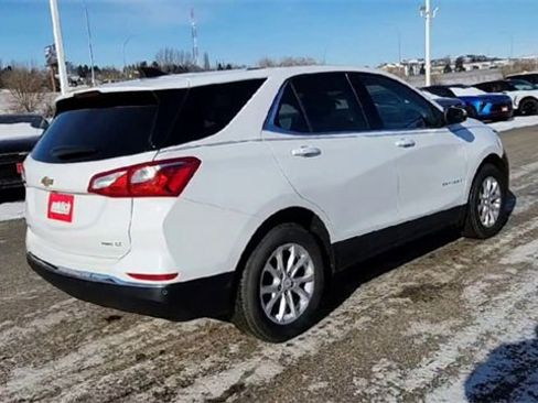 Used 2018 Chevrolet Equinox LT image 8