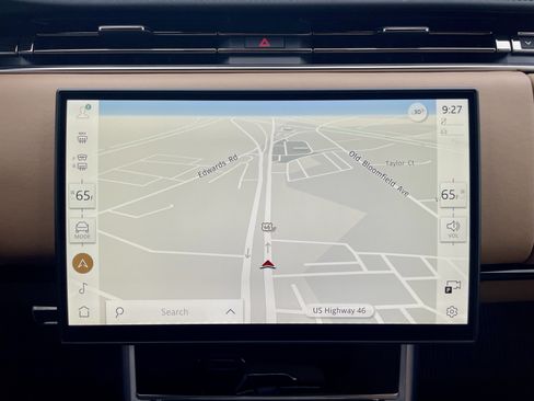 Used 2024 Land Rover Range Rover SE AWD/4WD image 27