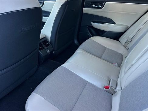 Certified 2021 Honda Clarity Plug-In Hybrid image 13