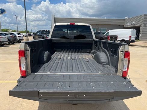 Used 2017 Ford F350 Lariat w/ Lariat Value Package image 19