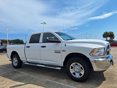 Used 2017 RAM 2500 Tradesman w/ Chrome Appearance Group RWD image 3
