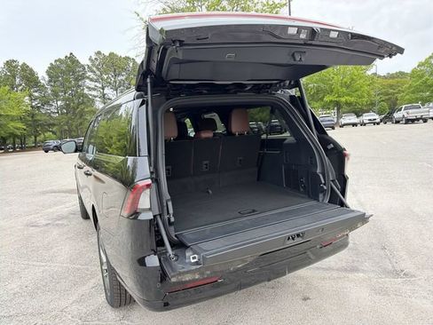 New 2026 Lincoln Navigator L Reserve AWD/4WD image 26