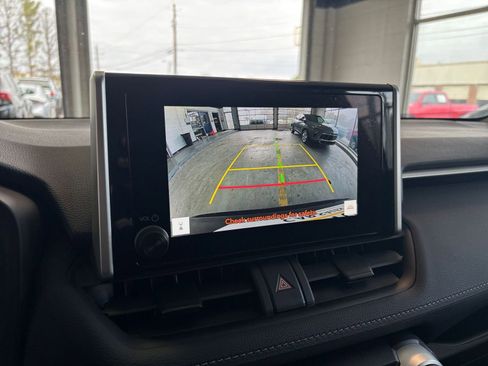 Used 2025 Toyota RAV4 LE image 23