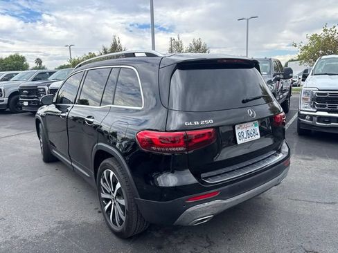 Used 2020 Mercedes-Benz GLB 250 image 3