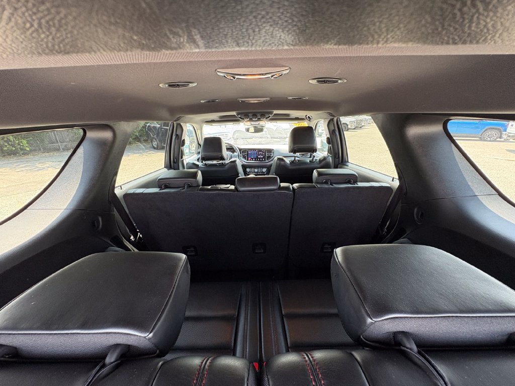 Used 2024 Dodge Durango GT RWD image 17