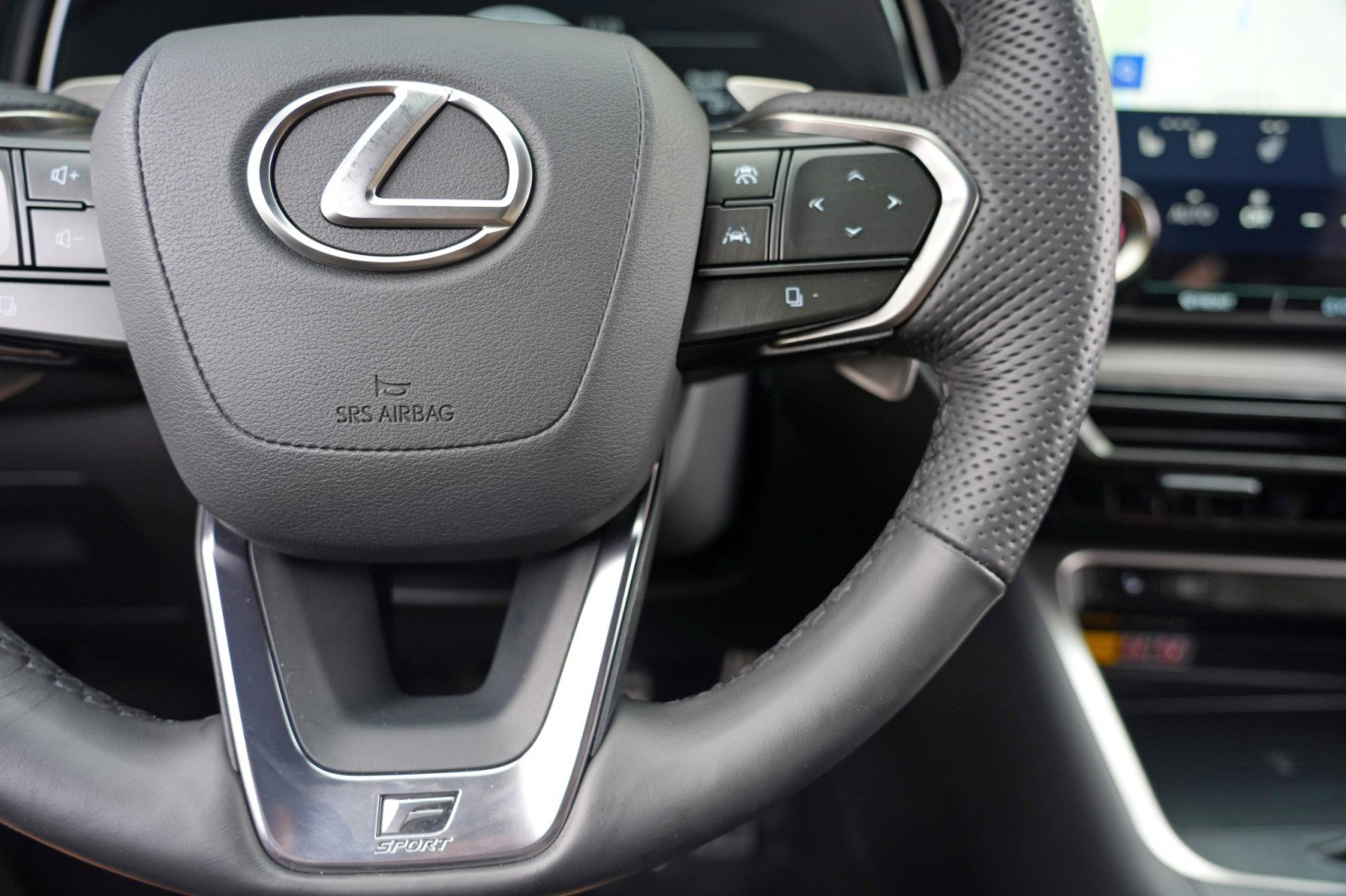 Used 2025 Lexus TX 500h AWD image 23