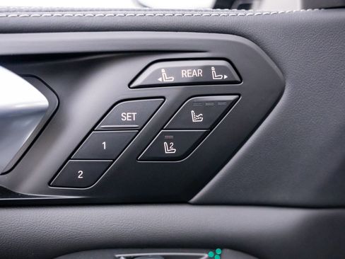 New 2026 BMW X7 M60i AWD/4WD image 14