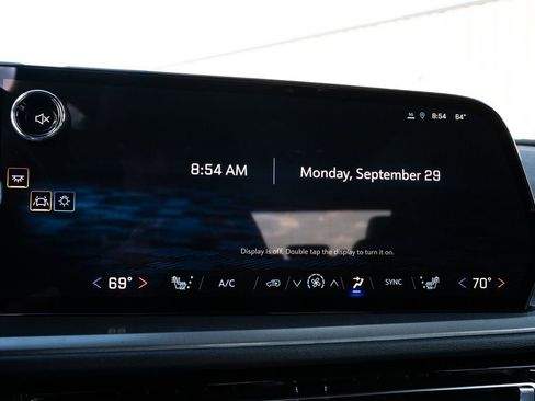 New 2026 Chevrolet Traverse LT image 28