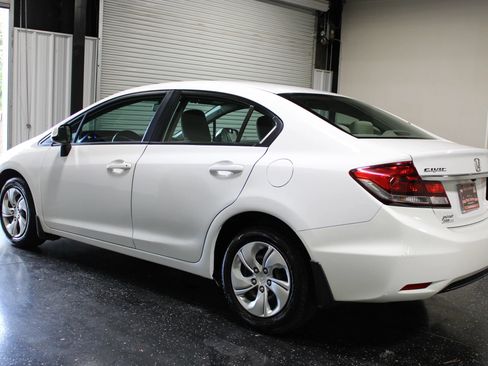 Used 2013 Honda Civic LX image 5