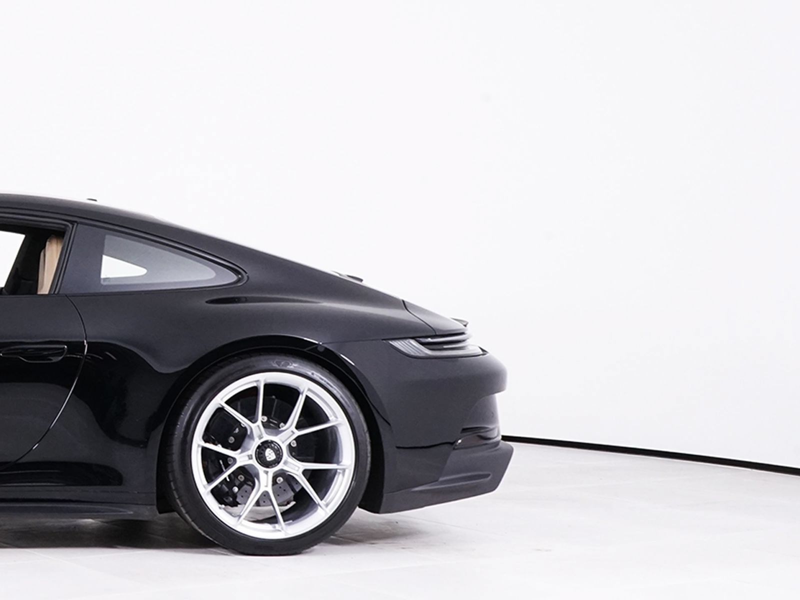 Used 2024 Porsche 911 GT3 RWD image 13