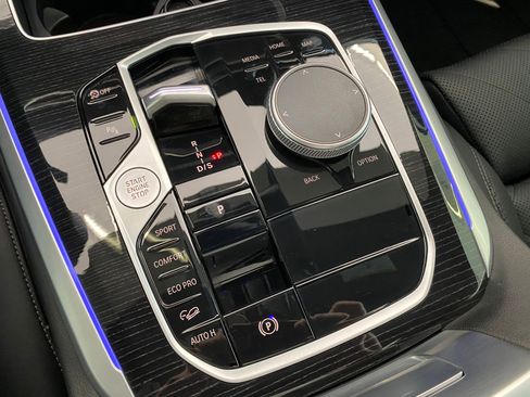 Certified 2025 BMW X5 M60i w/ Climate Comfort Package image 18