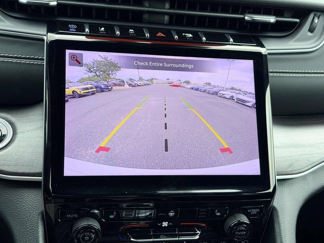Used 2024 Jeep Grand Cherokee Limited 4xe AWD/4WD image 21