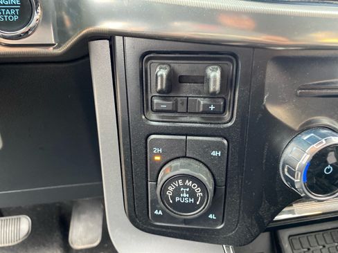 Used 2024 Ford F150 Lariat w/ Equipment Group 502A High AWD/4WD image 15