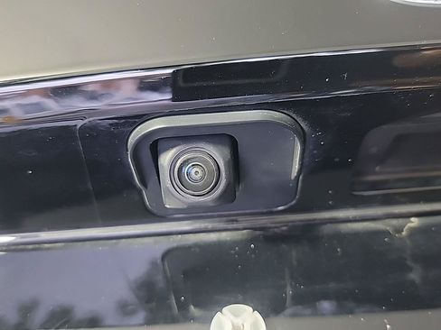 Certified 2023 Honda CR-V EX-L image 9
