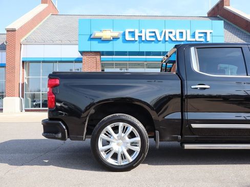 Used 2025 Chevrolet Silverado 1500 High Country w/ High Country Premium Package image 42