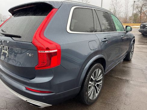 Used 2021 Volvo XC90 T6 Momentum image 11