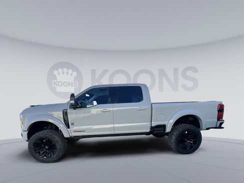 New 2026 Ford F250 Lariat w/ Black Appearance Package image 2