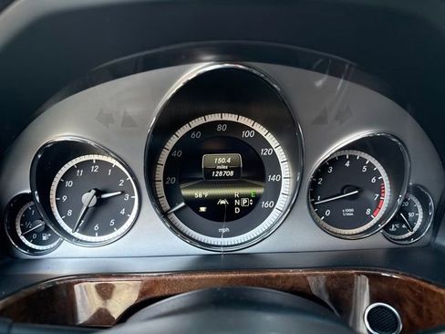 Used 2013 Mercedes-Benz E 350 4MATIC Wagon image 19