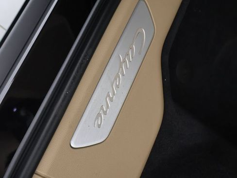 Certified 2023 Porsche Cayenne S AWD/4WD image 11