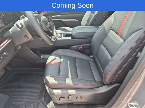Used 2024 Chevrolet Traverse RS AWD/4WD image 16