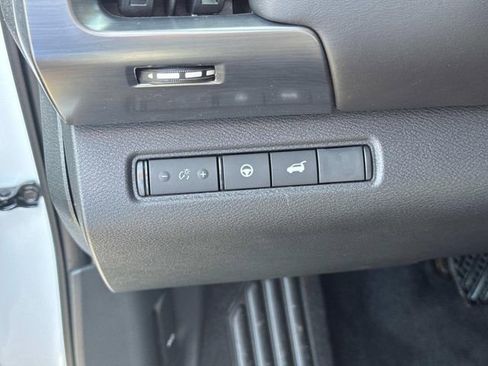 New 2026 Nissan Pathfinder Rock Creek AWD/4WD image 26