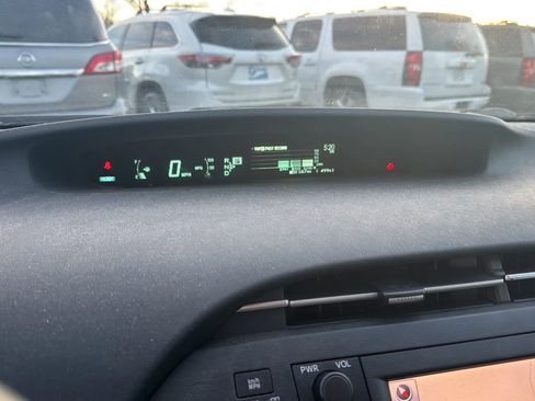 Used 2011 Toyota Prius Three image 7