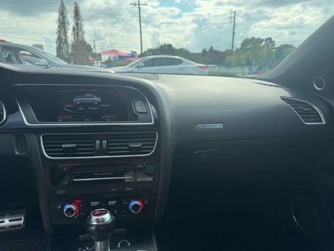 Used 2013 Audi RS 5 Coupe image 19