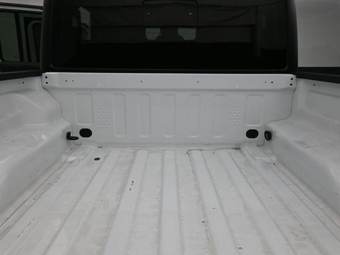 Used 2025 Jeep Gladiator Mojave w/ Convenience Group image 23