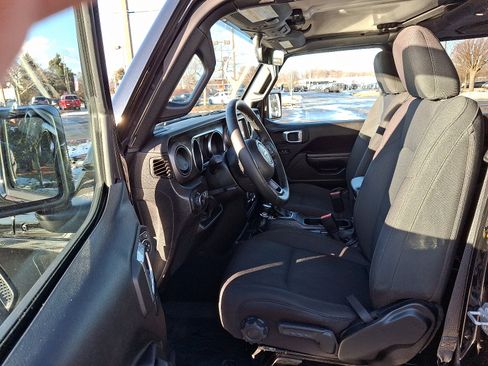 Certified 2022 Jeep Wrangler Unlimited Sport image 13