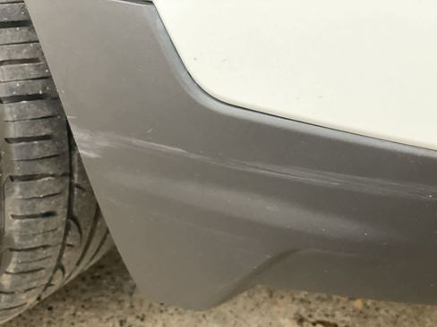 Used 2024 GMC Terrain SLT image 30