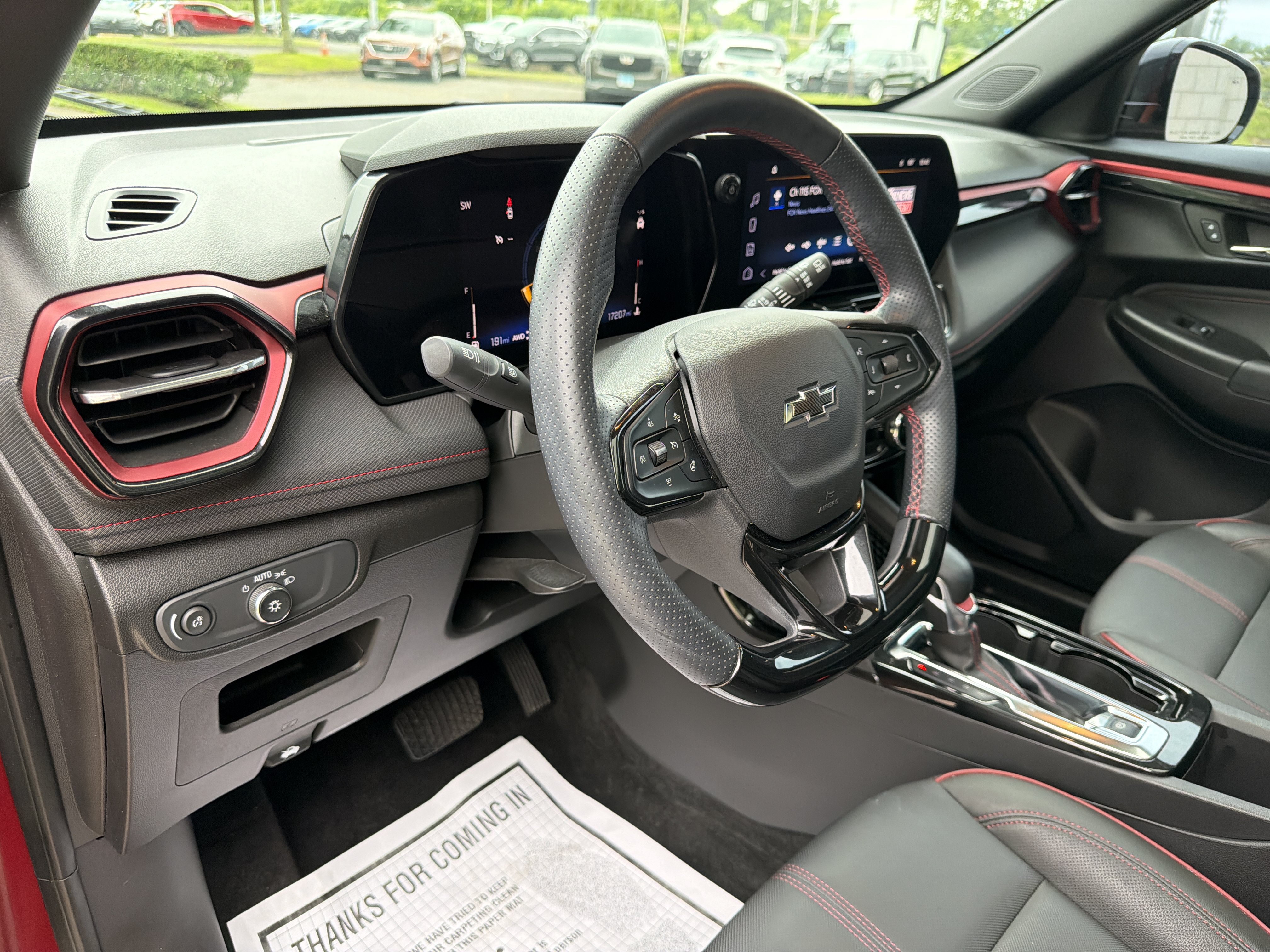 Used 2025 Chevrolet TrailBlazer RS w/ Convenience Package AWD/4WD image 23