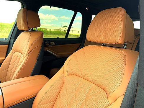 New 2026 BMW X5 sDrive40i w/ Climate Comfort Package RWD image 11