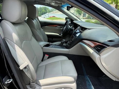 Used 2019 Cadillac CTS Sedan RWD image 35