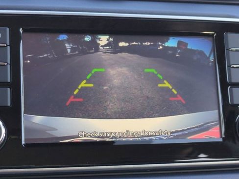 Used 2025 Nissan Versa SV w/ Trunk Package image 20