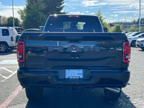 New 2026 RAM 3500 Big Horn AWD/4WD image 6