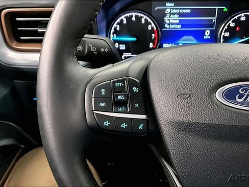 Used 2023 Ford Maverick Lariat w/ Lariat Luxury Package image 24