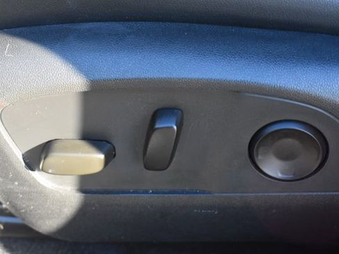 Certified 2024 Chevrolet Equinox EV LT image 22