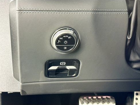 Certified 2023 Mercedes-Benz SL 63 AMG 4MATIC w/ Driver Assistance Package image 10