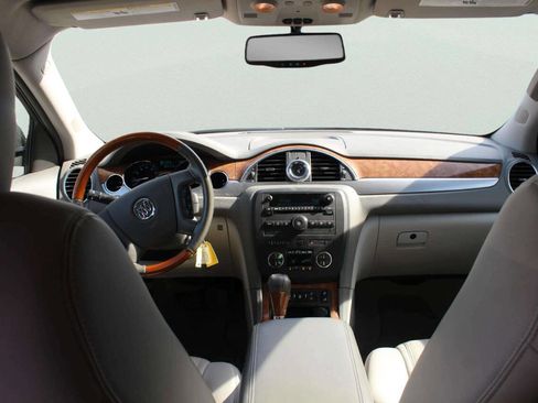 Used 2012 Buick Enclave Leather FWD image 8