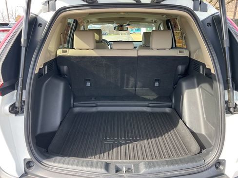 Used 2020 Honda CR-V Touring image 13