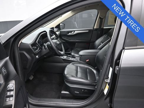 Used 2020 Ford Escape SEL AWD/4WD image 9