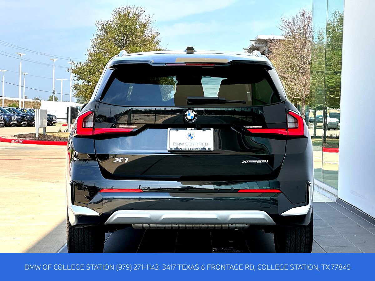 Certified 2025 BMW X1 xDrive28i w/ Technology Package AWD/4WD image 6