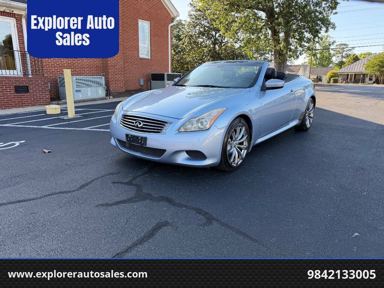 Used 2009 INFINITI G37 Convertible w/ Premium Pkg RWD image 1