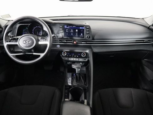 Used 2022 Hyundai Elantra Blue FWD image 13