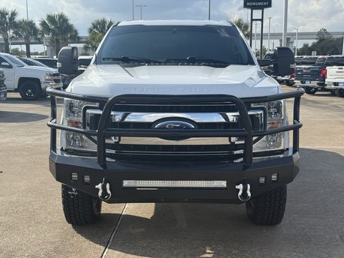Used 2022 Ford F250 XLT image 3
