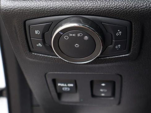 Used 2020 Ford F150 Lariat AWD/4WD image 23