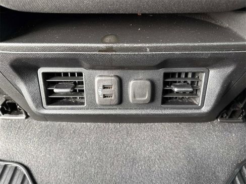 Used 2021 Chevrolet Silverado 1500 RST image 23