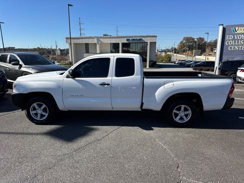 Used 2013 Toyota Tacoma 2WD Access Cab image 4